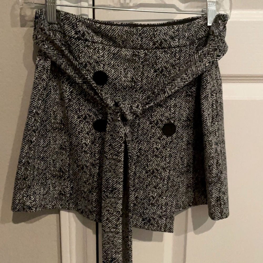 Express size 4 skort